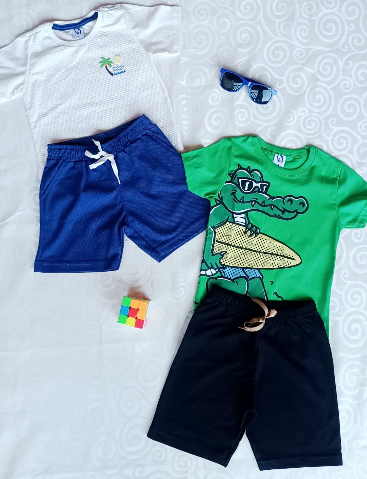 Kit 2 Conjuntos Infantil Menino Praia e Jacare Surfista