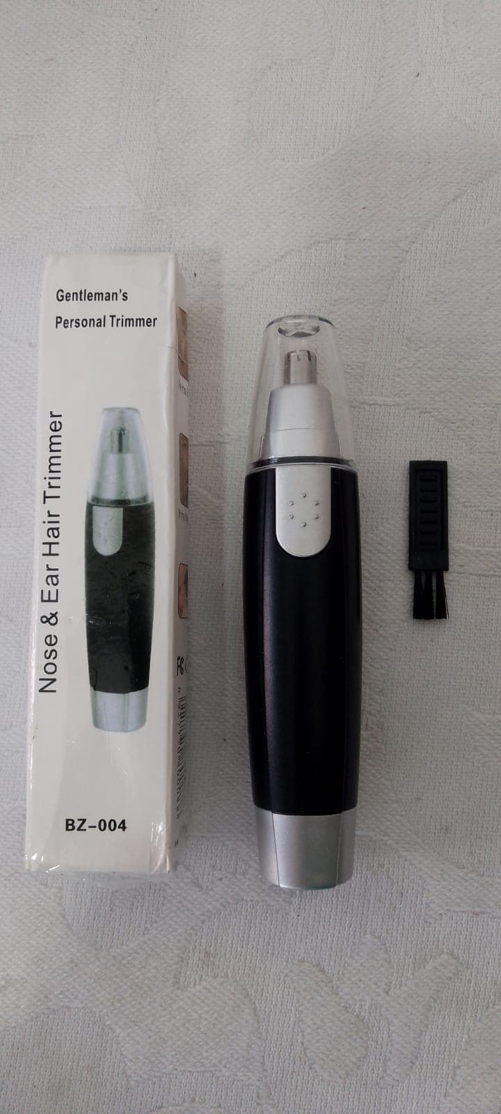 Aparador de pelos de nariz e orelha BZ-004 a pilha preto